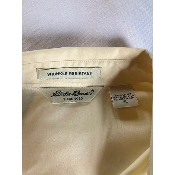 Eddie Bauer wrinkle resistant light yellow button up blouse size XL - Picture 4 of 4